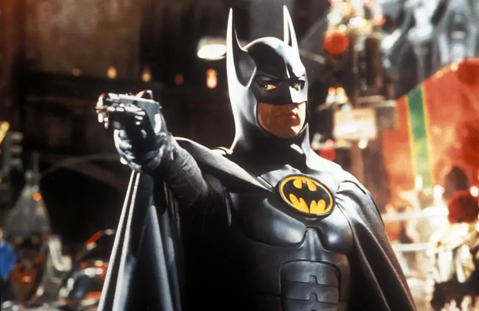 Στολές των James Bond και Batman σε δημοπρασία - Δεκτά και cryptos