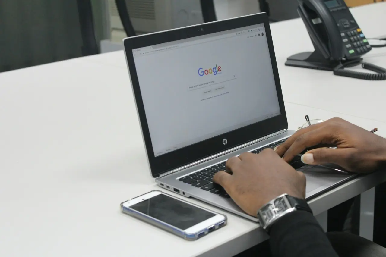 ΕΕ: Η Google στο στόχαστρο για «χειραγώγηση» ειδησεογραφικών αναζητήσεων
