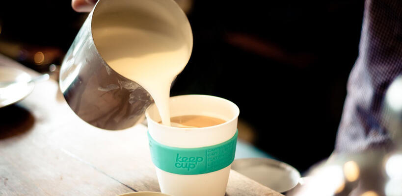 Φθηνότερος καφές με ποτήρι από το σπίτι