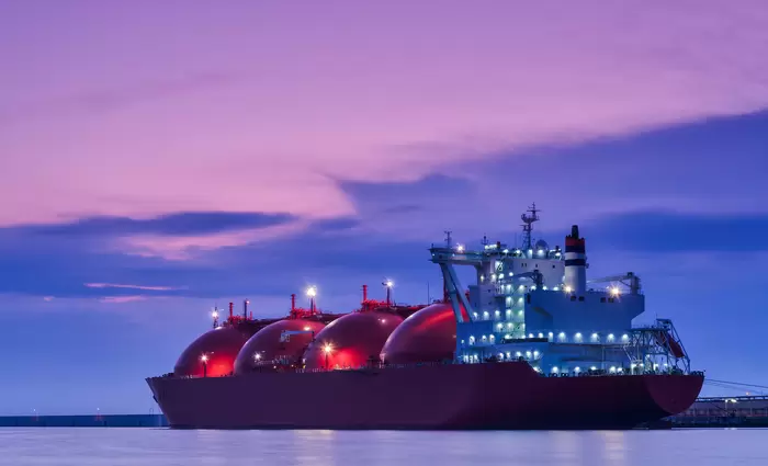 Μπήκαν οι υπογραφές για εισαγωγή LNG στην Κύπρο