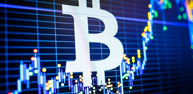 Καλπάζει προς τα $8.000 το Bitcoin