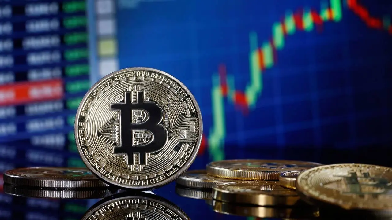 Bitcoin: Προβλέψεις ότι θα φτάσει τα $200.000 τη φετινή χρονιά
