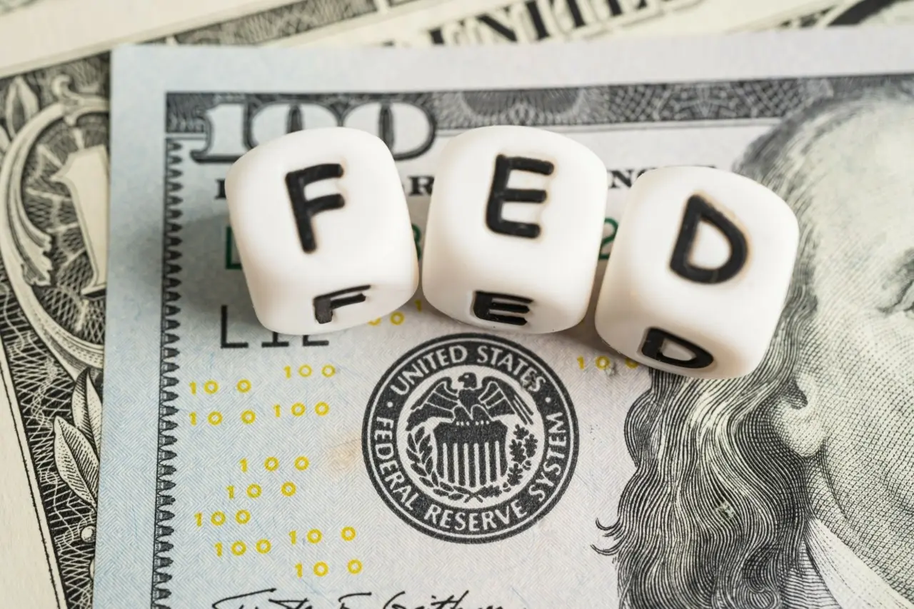 Τραμπ: Απόφαση για νέο πρόεδρο της Fed πριν από το τέλος του έτους