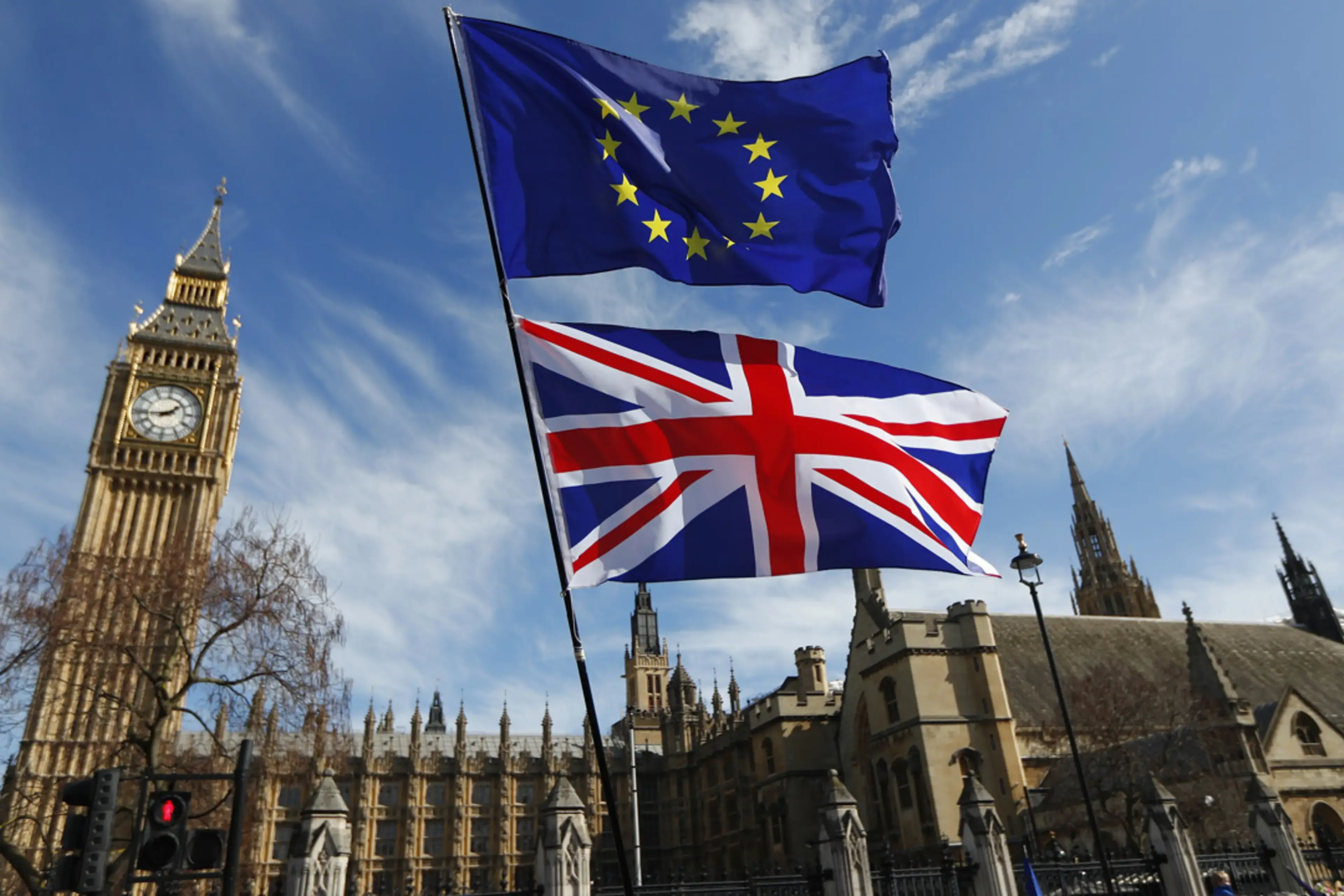 Βρετανία: Brexit or not Brexit; Θέλει να επιστρέψει στην ΕΕ;