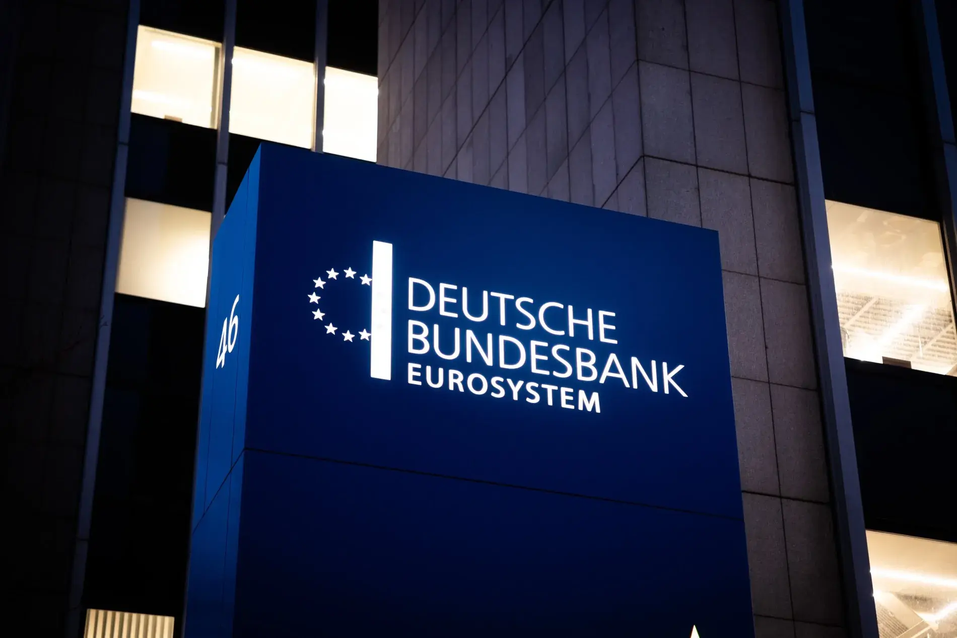 Bundesbank: Οι μισθοί ανεβαίνουν, αλλά η αβεβαιότητα περιορίζει μελλοντικές αυξήσεις