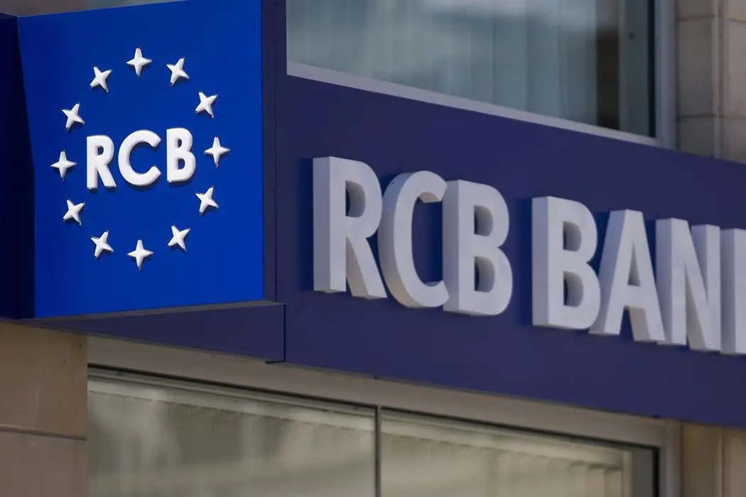 RCB: Ενσωματώνει βιομετρικές μεθόδους στην εφαρμογή RCB Mobile Banking