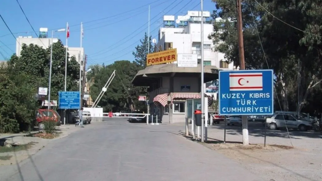 «Μπλόκα» για ελέγχους και πληρωμή ΦΠΑ στα οδοφράγματα προτείνει η ΟΕΒ