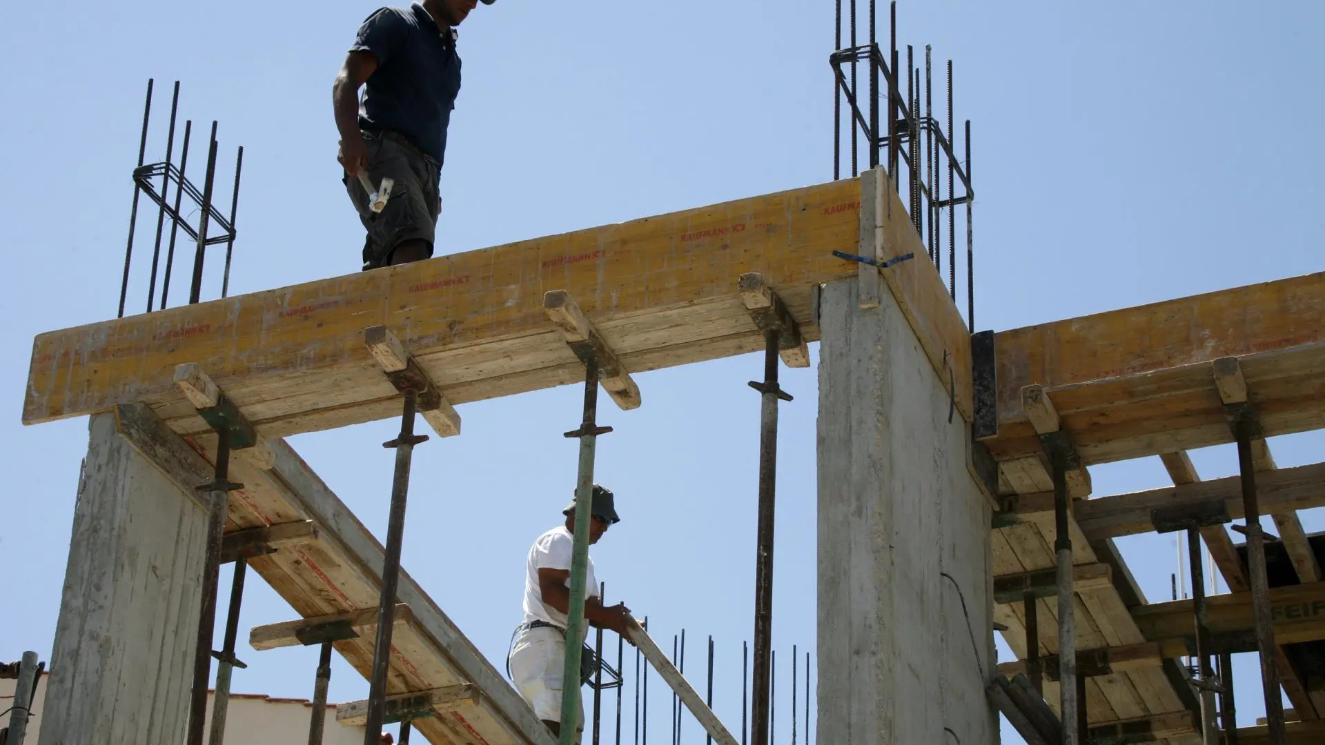 Μείωση 28,1% στις άδειες οικοδομής τον Νοέμβριο 2024