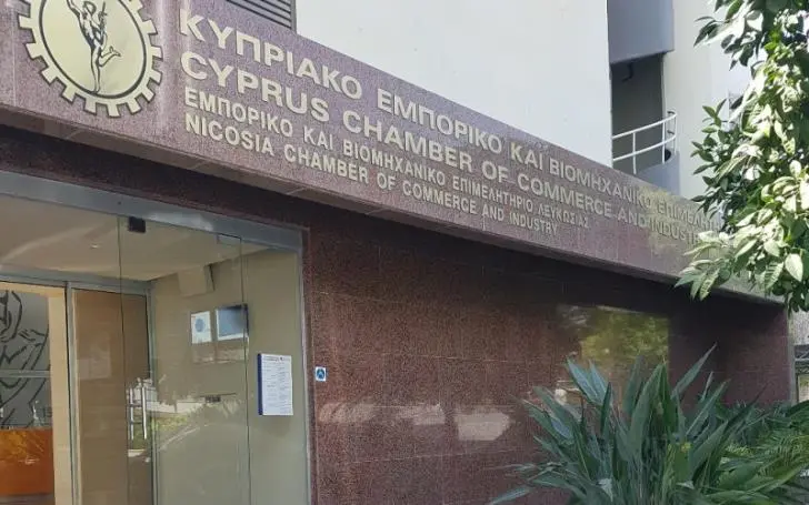 Το ΚΕΒΕ ζητεί απελευθέρωση της μερικής απασχόλησης για να σωθούν θέσεις