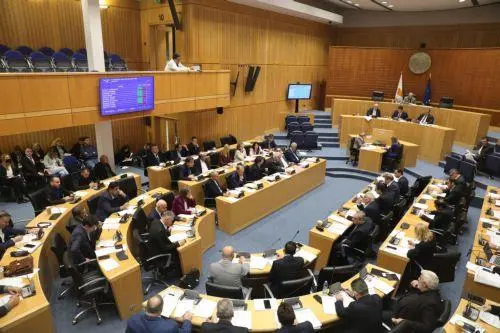 Η Βουλή ενέκρινε αύξηση σε τέλη του Συμβουλίου Αποχετεύσεων Λευκωσίας
