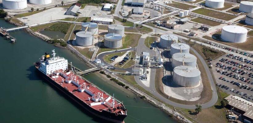 ΥΠΕΞ: Πολύ κοντά σε συμφωνία Νoble-Delek-Shell με τερματικό LNG Αιγύπτου