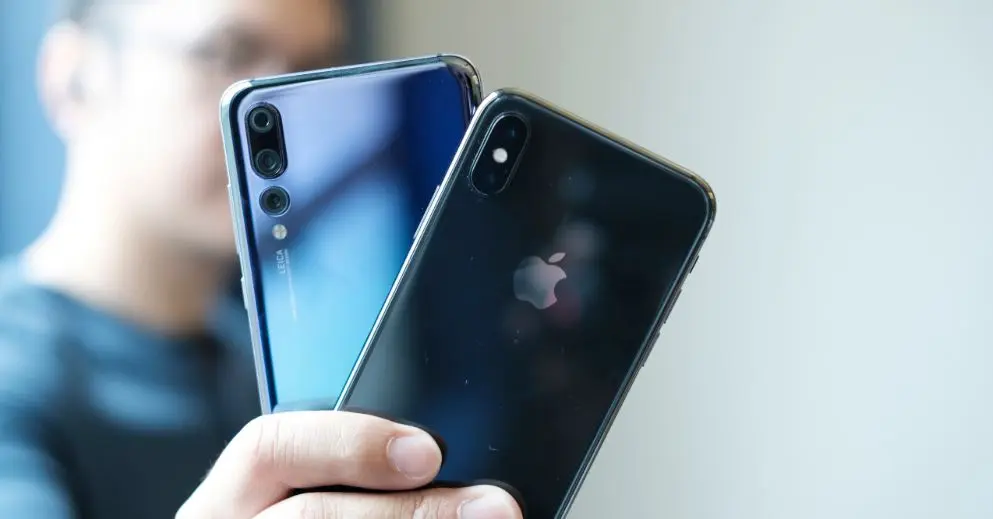 Βουτιά iPhone με άνοδο Huawei