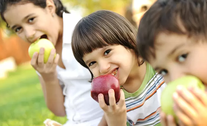 Κονδύλι 250 εκατ. ευρώ για προώθηση κατανάλωσης φρούτων στα σχολεία της ΕΕ