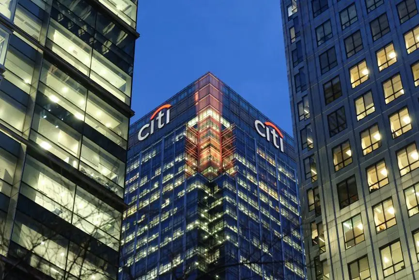 Αντιμέτωπη με ζημιές $1,1 δισ. η Citi – Πουλά το σύνολο του χαρτοφυλακίου της στη Ρωσία