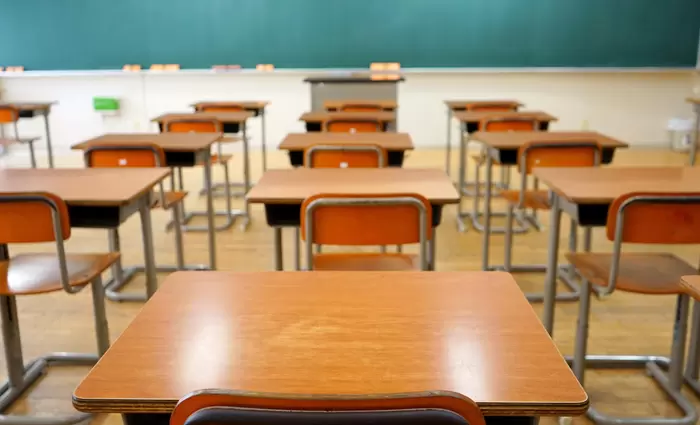 Γαλλία: Καταργούνται 1,800 θέσεις εργασίας στο Υπ. Παιδείας