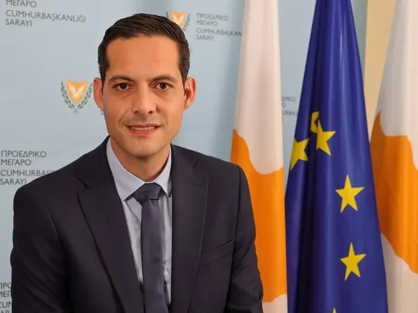 Κυβ. Εκπρόσωπος: Υπομονή μέχρι την Πέμπτη για εκποιήσεις