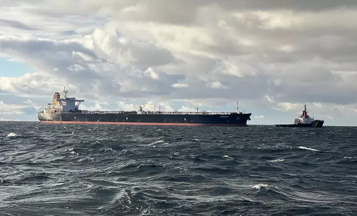 Οι κυρώσεις άνοιξαν τρύπα 1,5 εκατ. βαρελιών ρωσικού πετρελαίου ημερησίως