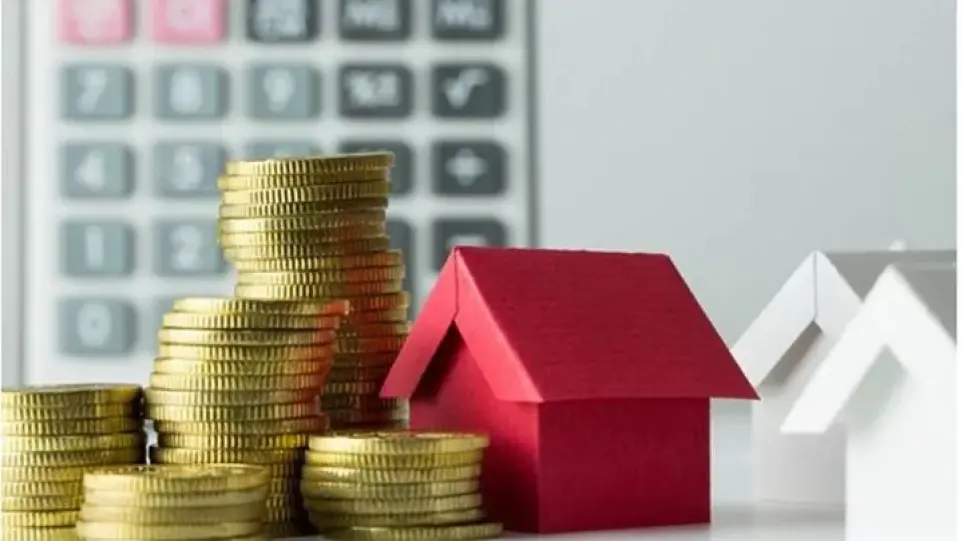 Πώς θα αλλάξουν οι δόσεις των δανείων με την αύξηση επιτοκίων (Video)