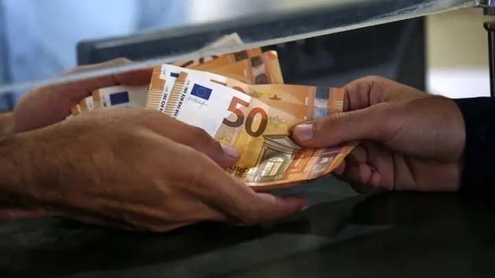 ΣΥΠΡΟΔΑΤ: Ικανοποίηση για την αναστολή στις πληρωμές δανείων