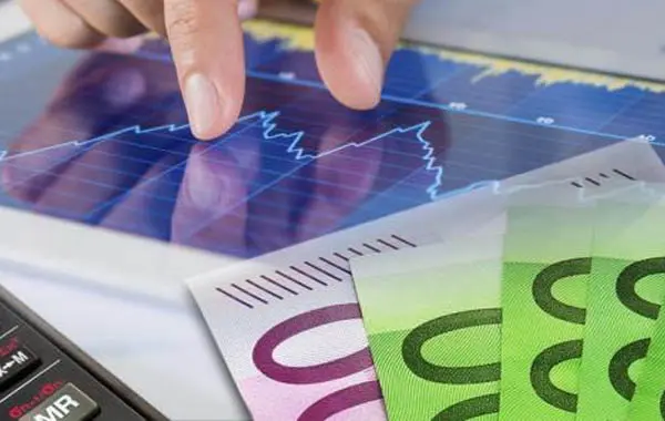 Συμπεριφορά τραπεζοϋπαλλήλων και αναδιαρθρώσεις στην ατζέντα