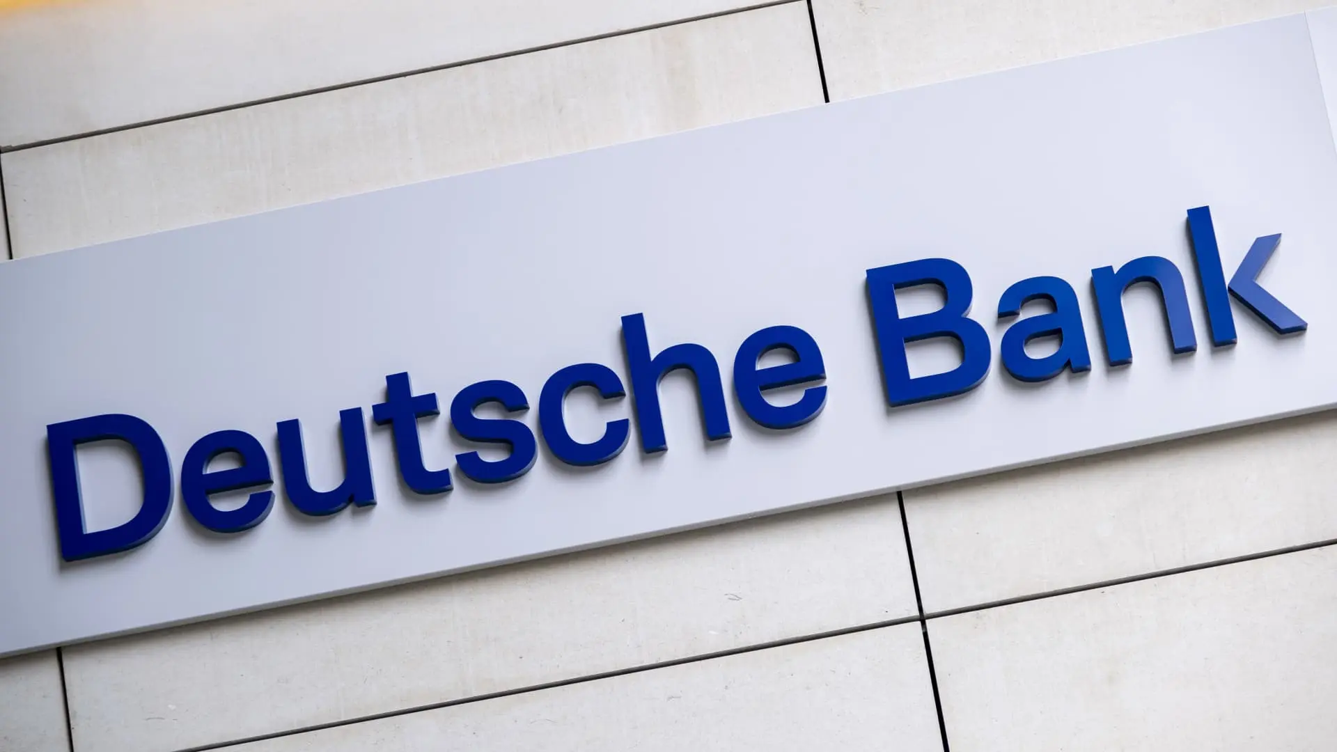 Deutsche Bank: Ελληνικές και κυπριακές τράπεζες η καλύτερη επενδυτική επιλογή
