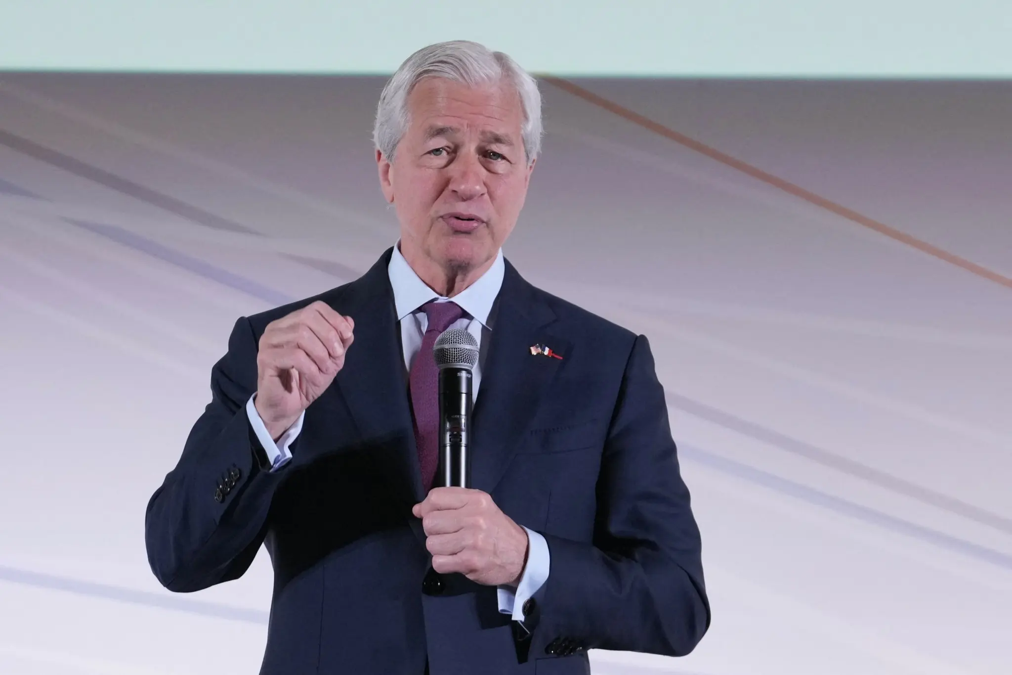 Ντάιμον: Καμία μείωση προσωπικού στην JPMorgan λόγω AI