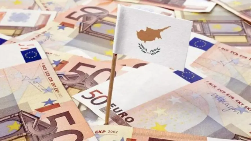 Στα δεσμά του χρέους η Κύπρος: «Πιέζουν» τα νοικοκυριά οι αμαρτίες του παρελθόντος