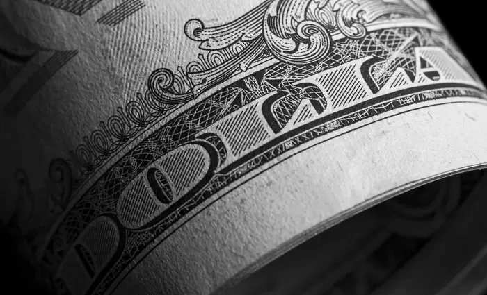 ΗΠΑ: Στα χέρια λίγων δισεκατομμυριούχων πάνω από τις μισές μετοχές