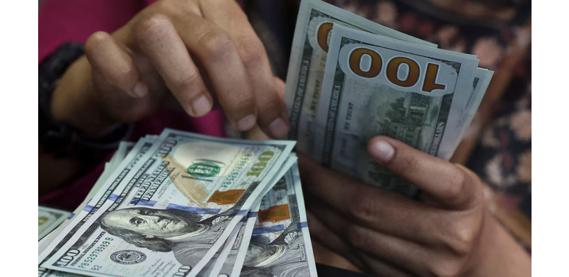 Σε υψηλό τριών μηνών το δολάριο - Πιέζονται λίρα και γιεν