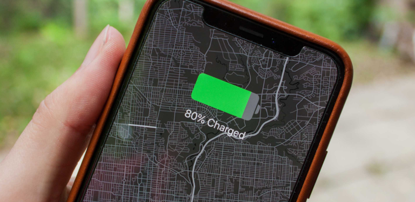 Προβλήματα φόρτισης αντιμετωπίζουν τα νέα iPhone