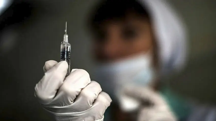Η Βρετανία προσφέρει $20 εκ. για την ανάπτυξη εμβολίου κατά του κορωνοϊού