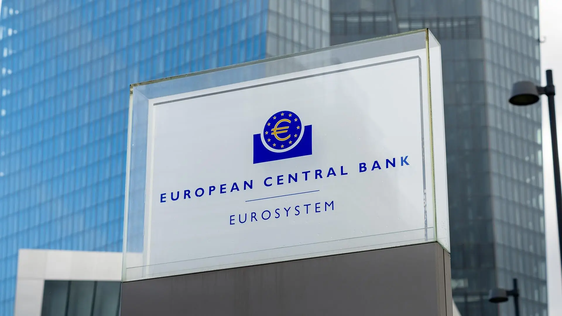 ΕΚΤ: Σε υψηλό ενός έτους οι προσδοκίες των καταναλωτών για τον πληθωρισμό