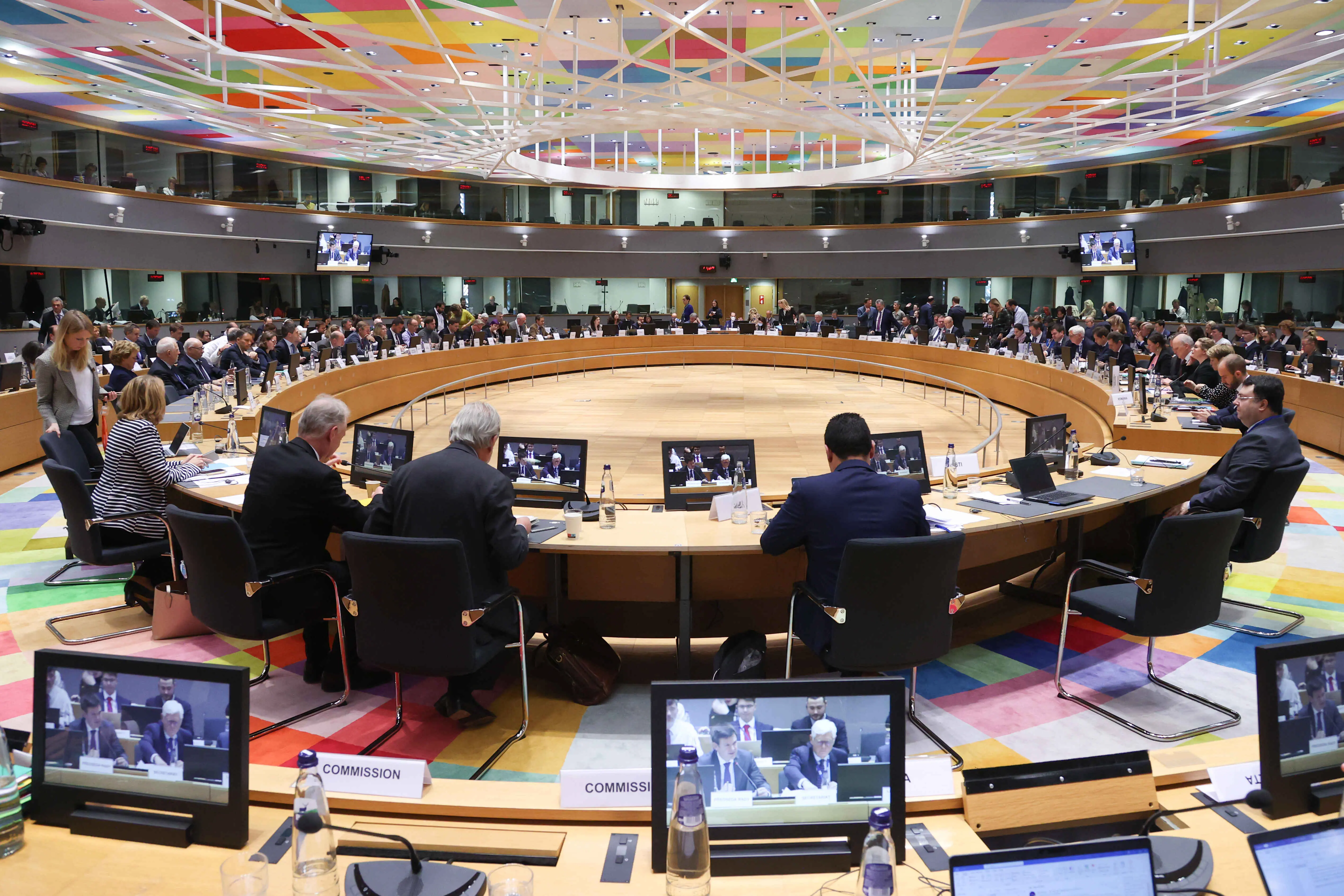 Ecofin: Μαίνεται ο καυγάς για τη μεταρρύθμιση των κανόνων του Συμφώνου Σταθερότητας