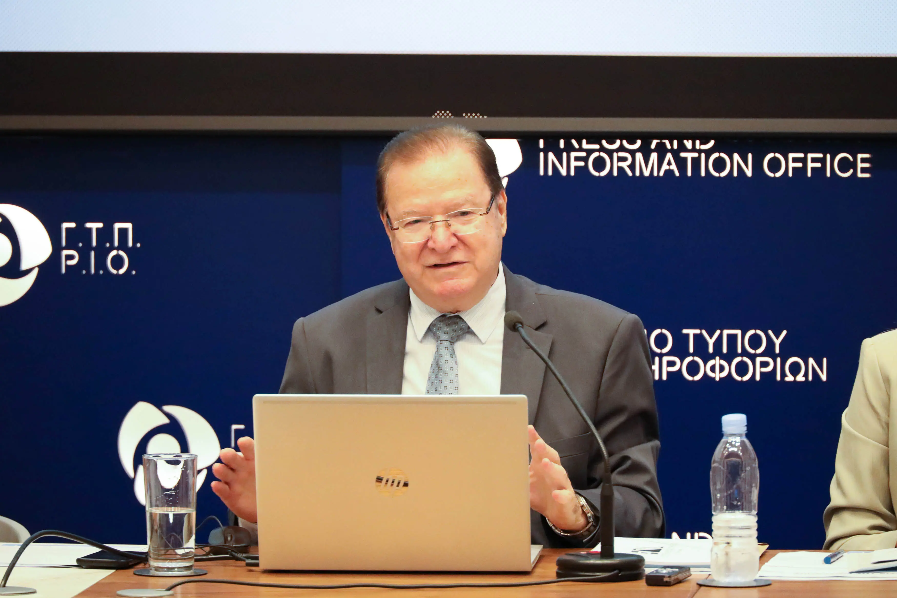 Ετοιμάζεται νέο σύστημα προαγωγών στη Δημόσια Υπηρεσία