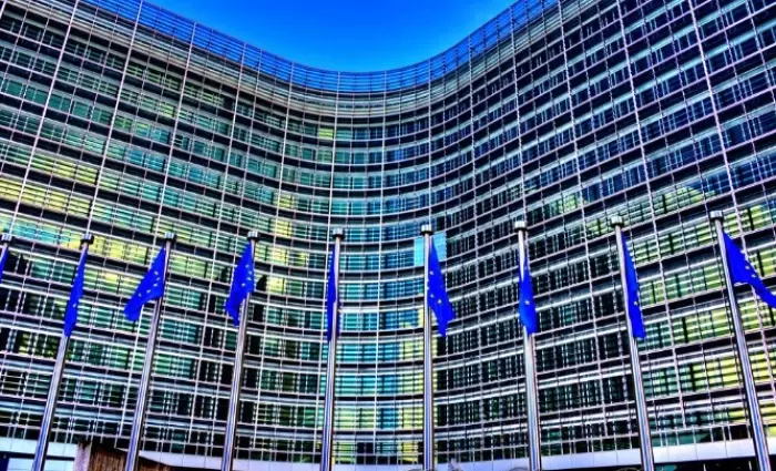 Κονδύλια 100 δισ. ευρώ για την έρευνα και την καινοτομία στην ΕΕ