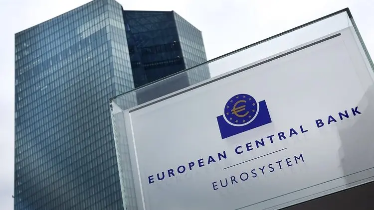 ΕΚΤ: Αποκλιμάκωση του πληθωρισμού βλέπουν οι καταναλωτές στην Ευρωζώνη
