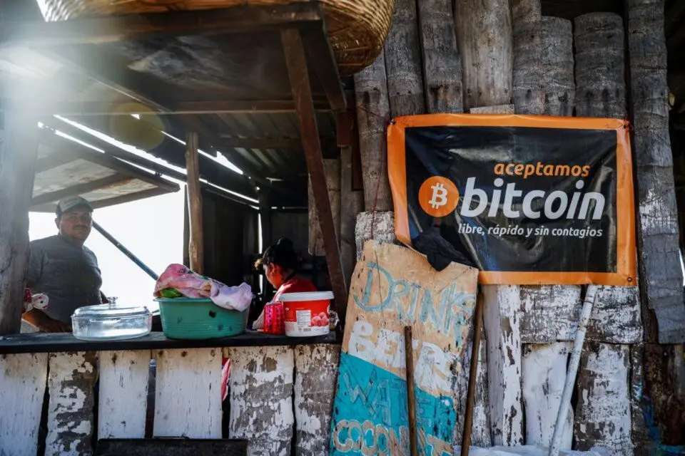 Ελ Σαλβαδόρ – Bitcoin: Χασούρα $300 δις σε μία μέρα!