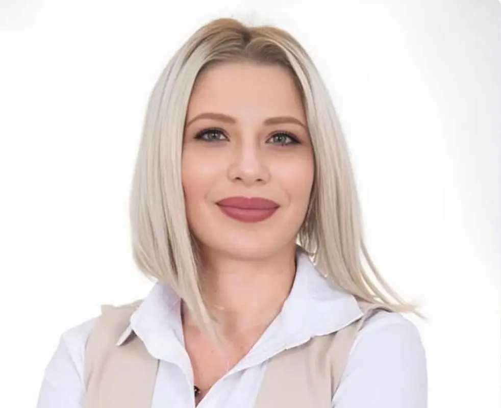 Η Έλενα Σκάρου αλλάζει το παιχνίδι της αγοράς ακινήτων