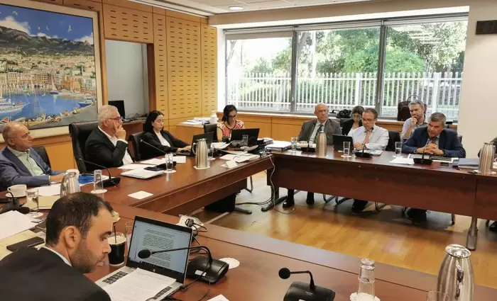 Κεκλεισμένων των θυρών η συνεδρία της Κοινοβουλευτικής Επιτροπής Ενέργειας
