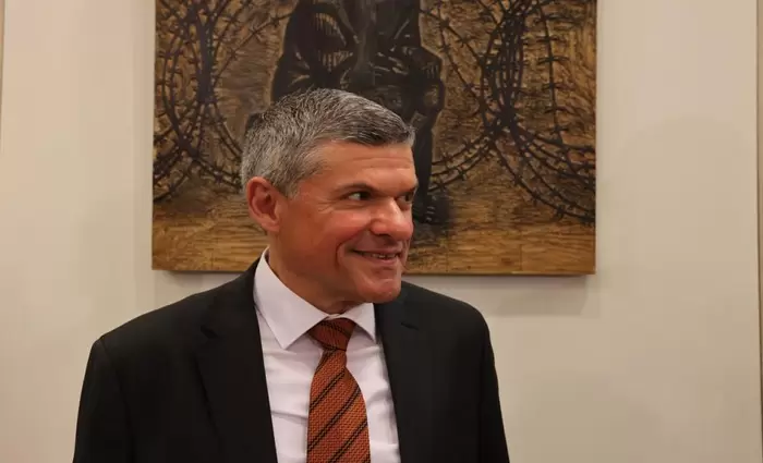 Υπ. Ενέργειας: Επικέντρωση στην ολοκλήρωση τερματικού στο Βασιλικό