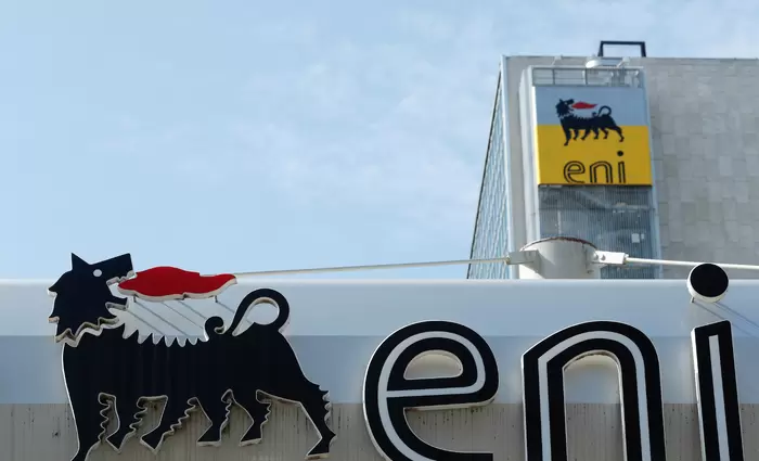 Η ΕΝΙ ανακοίνωσε ζημιές πέραν των 700 εκατομμυρίων ευρώ