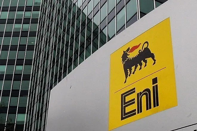 Eni: Ετοιμάζει mega deals – Σε συνομιλίες με την Ares για συμφωνία 12 δισ. ευρώ