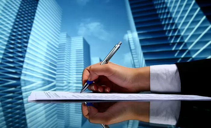 Πιστεύουμε στο αύριο της οικονομίας μας, αλλά αυτό δε θα έρθει από μόνο του