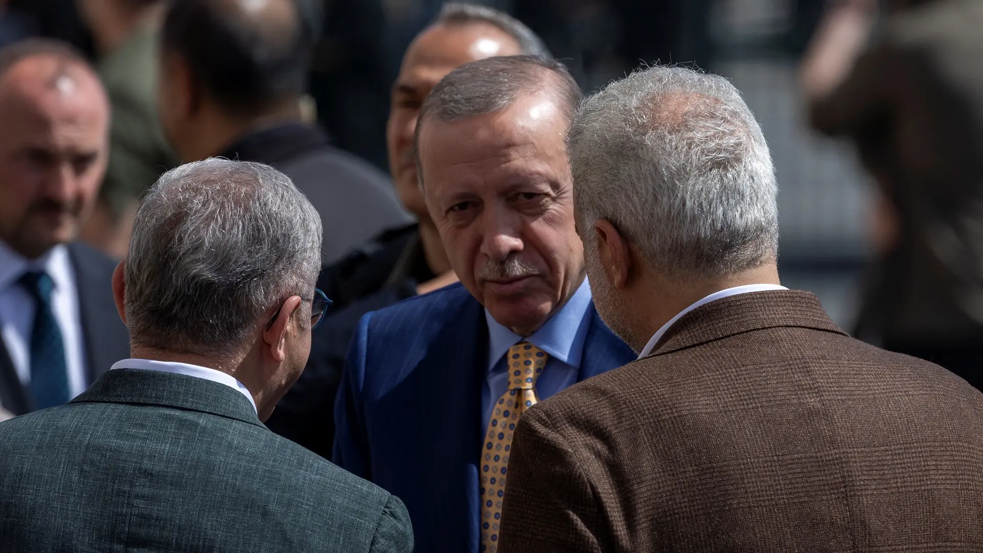 Τουρκία: Υποχωρεί η λίρα μετά τις εκλογές – Επιστροφή στα Erdoganomics φοβούνται οι αγορές