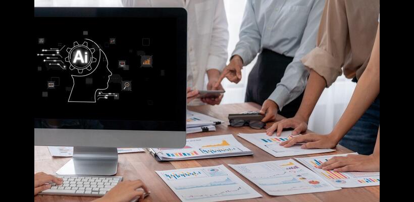 Άλμα στη χρήση AI, αλλά με «βουτιά» της εμπιστοσύνης των εργαζομένων