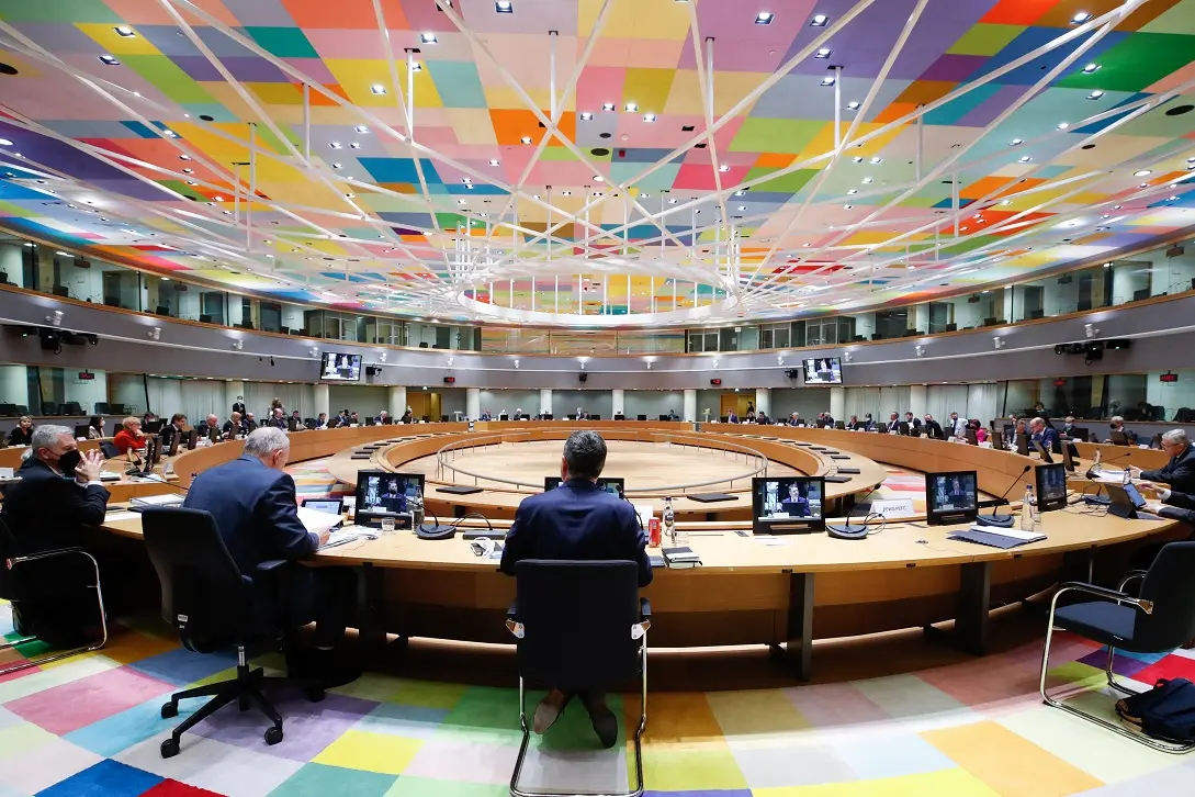 Ενέργεια, αγορές εργασίας στην ευρωζώνη και πληθωρισμός στο Eurogroup της Δευτέρας