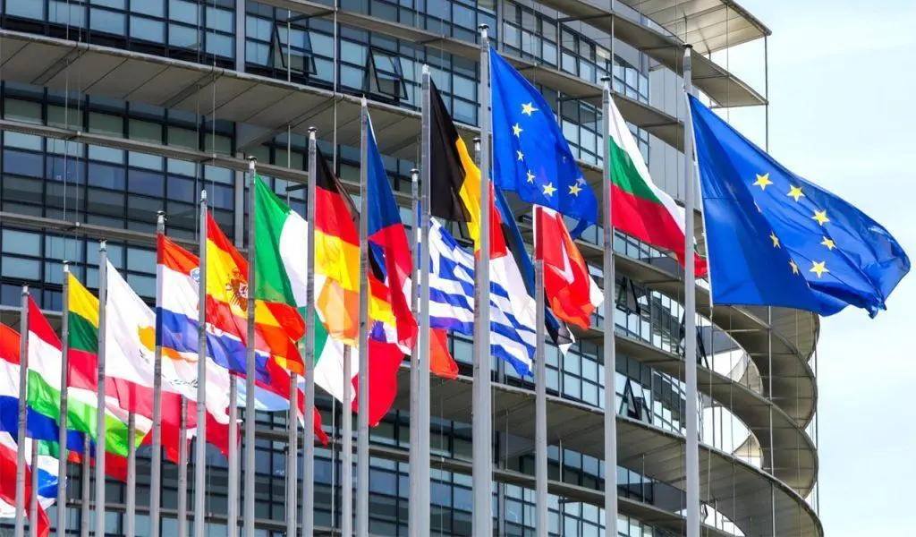 Ευρωπαϊκό Συμβούλιο: Κρίσιμες αποφάσεις για τη χρηματοδότηση της Ουκρανίας