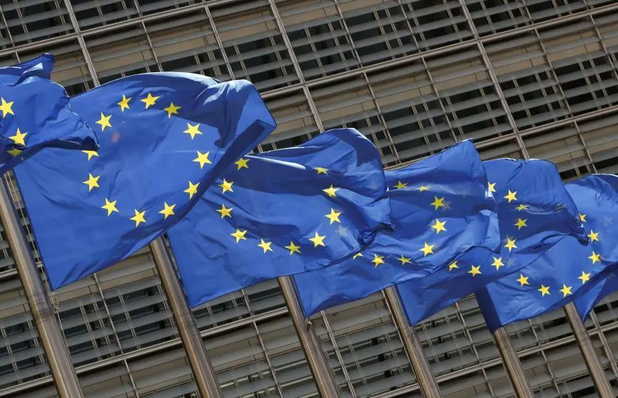 Κομισιόν: Μέτρα και κίνητρα για να κρατήσει τις εταιρείες στην Ευρώπη