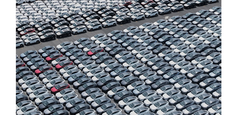 Οι ΗΠΑ μειώνουν στο 15% τους δασμούς στα ευρωπαϊκά αυτοκίνητα – «Ανάσα» για τον κλάδο