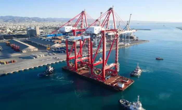 Χαμηλότερες χρεώσεις σε εξαγωγές και εισαγωγές μέσω Λεμεσού